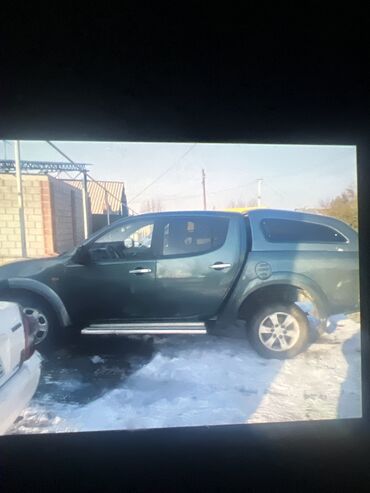 делика дизел: Mitsubishi L200: 2006 г., 2.5 л, Автомат, Дизель, Пикап