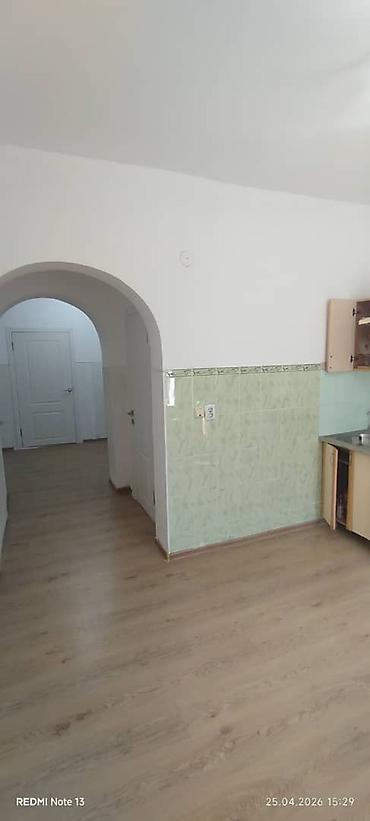 Продажа коттеджей и домов: 4 комнаты, 100 м², 6 соток, Бишкек, Собственник — 12