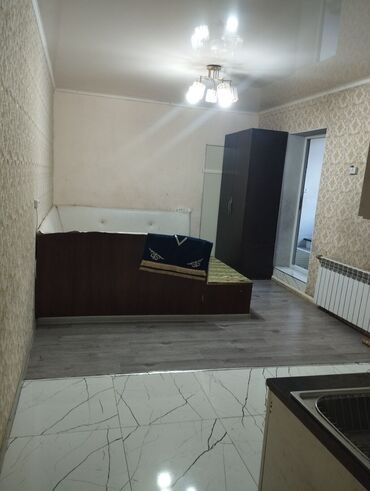 срочно продается квартира: 1 комната, Агентство недвижимости, Без подселения, С мебелью частично