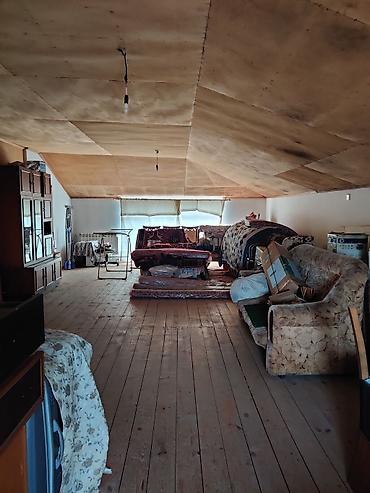 Həyət evləri və villaların satışı: Bileceride həyət evi satılırgeniş həyətli, ayrıca darvazalı Həyət — 12