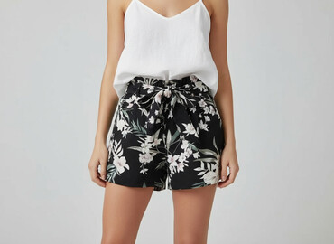 shein odzież wierzchnia plus size: Shein, Шорти жіночі, розмір S