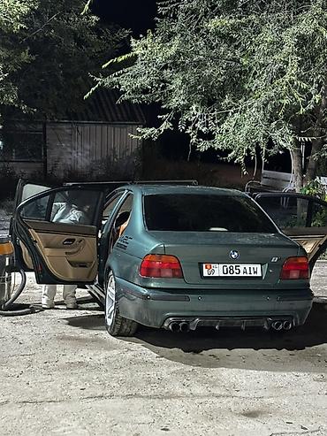 катафоты е34: BMW 5 series: 1999 г., Седан — 3