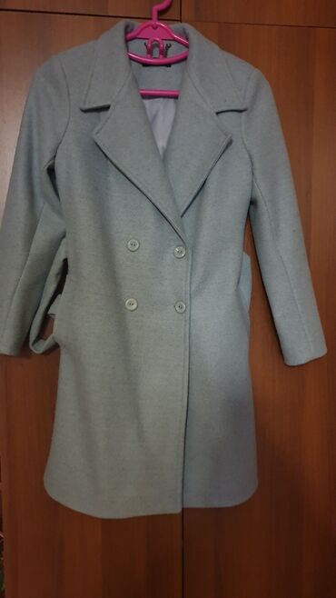 женские короткие пальто: Пальто XL (EU 42), цвет - Серый