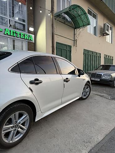 кочкор авто: Toyota Corolla: 2020 г., 1.8 л, Автомат, Гибрид, Седан — 5