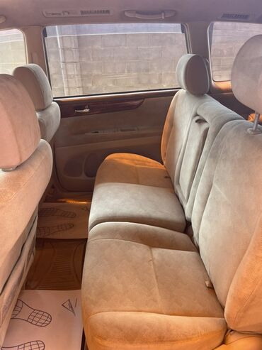 срочна сатылат машина: Toyota Ipsum: 2003 г., 2.4 л, Автоматтык, Бензин, Вэн/Минивэн