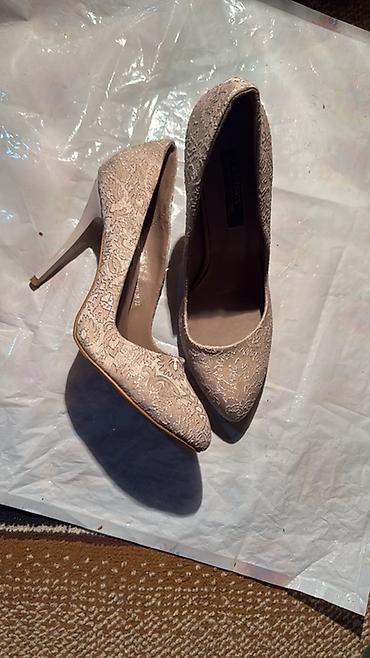 Босоножки, сандалии, шлепанцы: Женская обувь — два варианта. 1) Сандалии с декором - Размеры: 37 и — 24