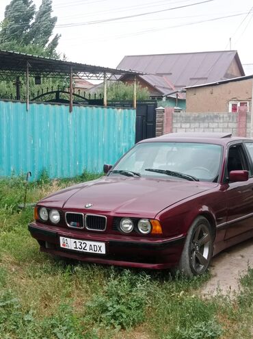 мерс 34: BMW 5 series: 1993 г., 2 л, Механика, Бензин, Седан