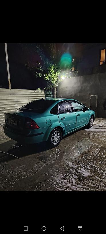ford focus 2000: Ford Focus sedan, mavi-yaşıl rəng.benzindi 1.6 mayor.2007 şəxsi — 2
