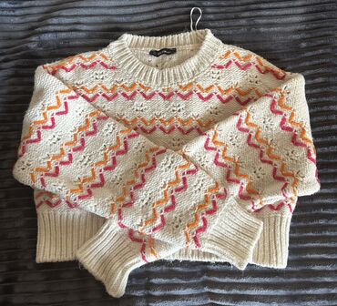 Свитеры: Женский свитер M (EU 38), цвет - Белый