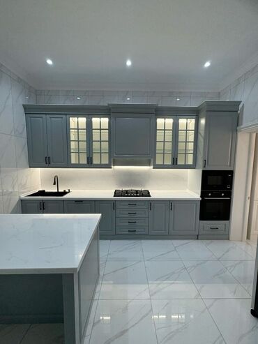 Sifarişlə mətbəx mebeli: Sifarişlə mətbəx dəsti, Özü çəkən petlələr, Mat laminat, Kredit var, Rayonlara çatdırılma, Pulsuz çatdırılma — 26