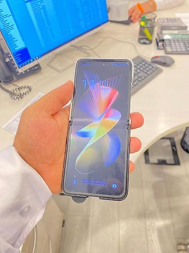 iphone 16 pro kreditlə: Infinix Zero flip, 512 GB, rəng - Qara — 3