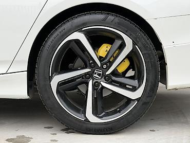 Honda: Honda Accord: 2018 г., 1.5 л, Автомат, Бензин, Седан — 8