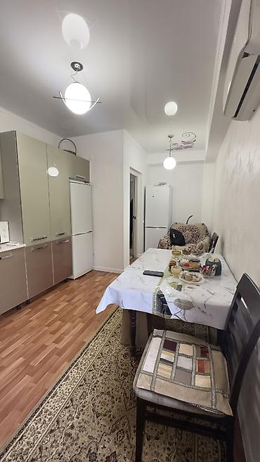 Продажа квартир: 2 комнаты, 67 м², 3 этаж — 12