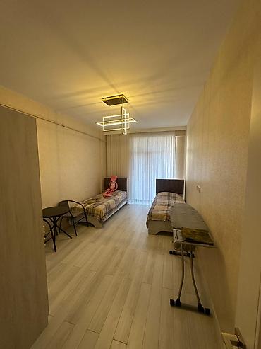 Mənzillər: 3 otaqlı, Yeni tikili, 102 kv. m — 6