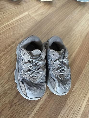детские кроссовки 34 размера: Adidas krosovka uşaq üçün.Ölçü 25(1/2).Originaldı.Az geyinilib.Qiymet — 3
