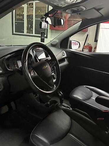 spark 2018: Chevrolet Spark: 2019 г. — 5
