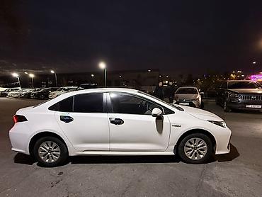 corolla 2016: Toyota Corolla: 2019 г., 1.8 л, Вариатор, Гибрид, Седан — 6