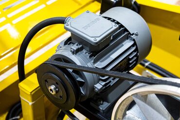 Аппараты для штукатурки и шпаклевки: Агрегат сатылат в наличии бар срочно штукатурка кылганы штукатурный — 20