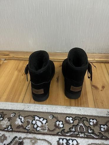Сапоги: Qara ugg. 1 dəfə istifadə olunub — 1