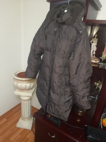 zimska jakna s: XL (EU 42), Jednobojni, Sa postavom, Perje