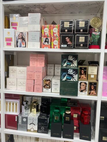Парфюмерия: В наличии широкий ассортимент парфюмерной продукции различных брендов — 4