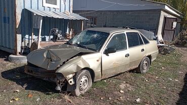 mazda mpv машина: Daewoo Nexia: 2010 г., 1.5 л, Механика, Бензин, Седан