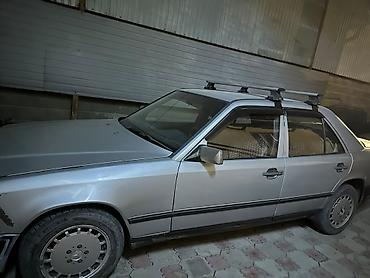 Mercedes-Benz: Mercedes-Benz E-Класс W124, седан, серебристый Ключевые особенности — 5
