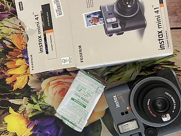 Фотоаппараты: Fujifilm instax Tep tezedir 2 gün islenmiyib ustundə təkcə lenti — 5
