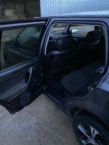 Volkswagen: Volkswagen Golf: 1994 г., 1.6 л, Механика, Бензин, Хэтчбэк — 9