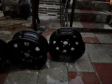 Disklər: Məhsul: 4 ədəd polad disk (qara rəng) Təsvir: - Universal polad təkər — 7