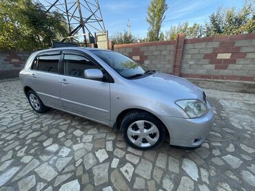 Toyota: Toyota Corolla: 2004 г., 1.6 л, Механика, Бензин, Хэтчбэк