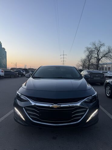 Chevrolet: Chevrolet Malibu: 2019 г., 2 л, Автомат, Бензин, Седан at lalafo.kg — 3 Chevrolet: Chevrolet Malibu: 2019 г., 2 л, Автомат, Бензин, Седан — 3