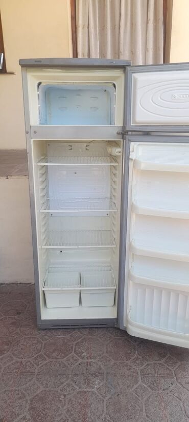 mebel ici qabyuyan: 2 qapılı Elatus Soyuducu Satılır, rəng - Boz