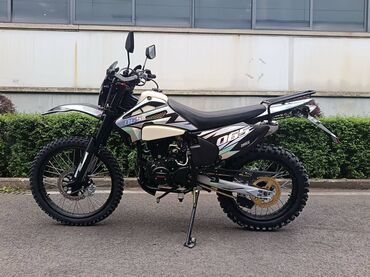 эндуро 350 кубов: Мотоцикл класса эндуро с объемом двигателя 250 сс На заказ 7-10 дней