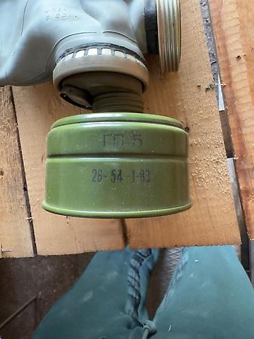 военные очки: Продаю противогазы новые по 300 сом шт . наколенники налокотники — 7