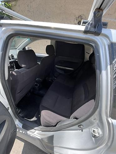 Транспорт: Toyota Ist: 2002 г., 1.5 л, Автомат, Бензин, Хэтчбэк — 3