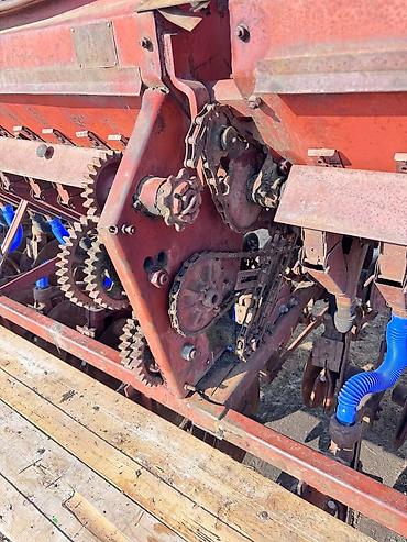 Зерновые сеялки: Сеялка зерновая на колёсном ходу, привазной ускорядные новые at lalafo.kg — 4 Зерновые сеялки: Сеялка зерновая на колёсном ходу, привазной ускорядные новые — 4