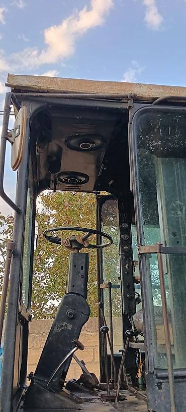 215 75 16 c: Traktor – mavi rəngli, kabinalı, arxa təkərli çəkici - Model tipi — 7