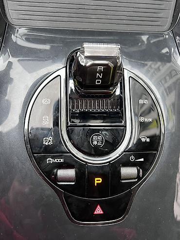 BYD: BYD E2: 2025 г., Электромобиль, Хэтчбэк — 9