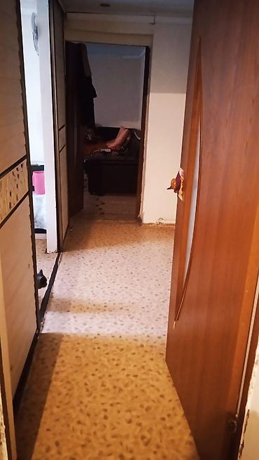 Продажа коттеджей и домов: Продаётся дом с большим закрытым двором. - высокий забор по at lalafo.kg — 12 Продажа коттеджей и домов: Продаётся дом с большим закрытым двором. - высокий забор по — 12