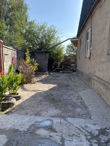 дом в ороке: Полдома, 47 м², 5 комнат, Собственник, Старый ремонт