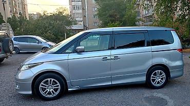 Honda: Honda Elysion: 2004 г., 3 л, Автомат, Бензин, Минивэн — 9
