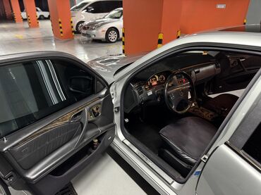 Mercedes-Benz: Mercedes-Benz E-Class: 2000 г., 3.2 л, Автомат, Бензин, Седан — 7