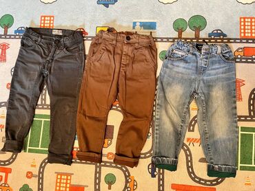 sport şalvar: Her biri Zara jeans. 2-4yaş arası. İdeal vəziyyətde. Çox az geyilib