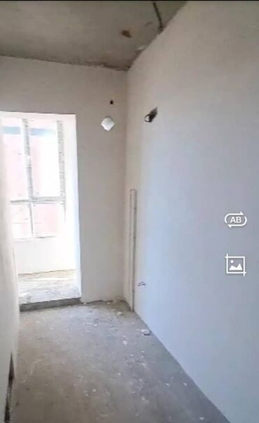 продаю квартиру в чолпон ате: 1 комната, 27 м², Элитка, 4 этаж, ПСО (под самоотделку)