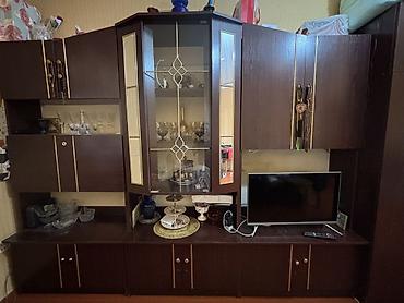 Гостиные гарнитуры: Qonaq otağı üçün böyük divar mebeli - Rəng/material: tünd qoz rəngli — 1