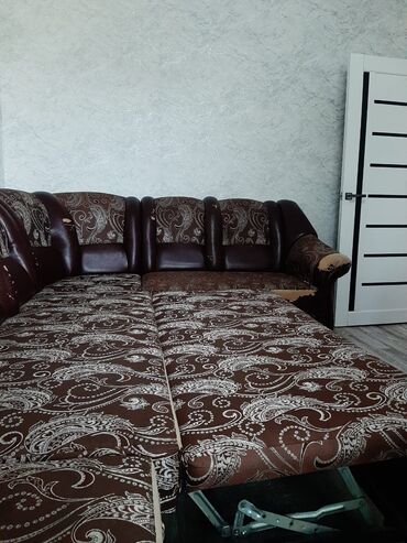 бу мебель: Продается угловой диван, б/у