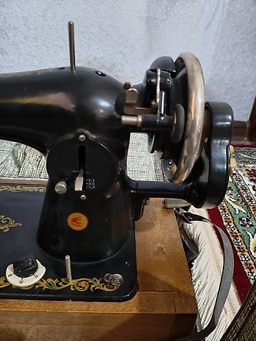 швейная машинка ручная: Швейная машина Механическая, Ручной — 2
