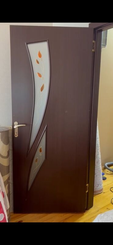 Otaq qapıları: İşlənmiş Otaq qapısı 80x200 sm Zamok ilə, Ünvandan götürmə