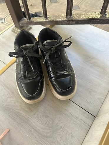 Мужская обувь: Мужские кроссовки, 41, Adidas, Б/у, цвет - Черный, Самовывоз, Платная доставка — 3